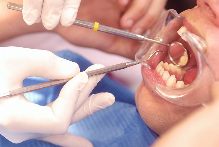 ¿Cómo es la primera visita al dentista?